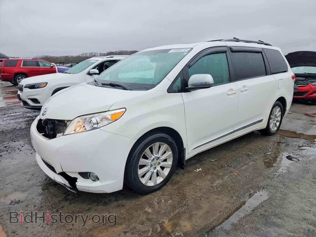 Фотография 5TDDK3DC0CS038556 - TOYOTA SIENNA 2012