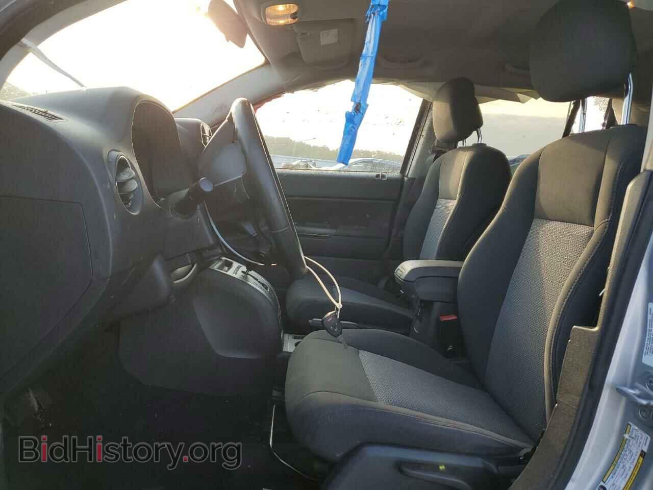 2010 JEEP COMPASS - VIN: 1J4NF1FBXAD620068 - Фото 7