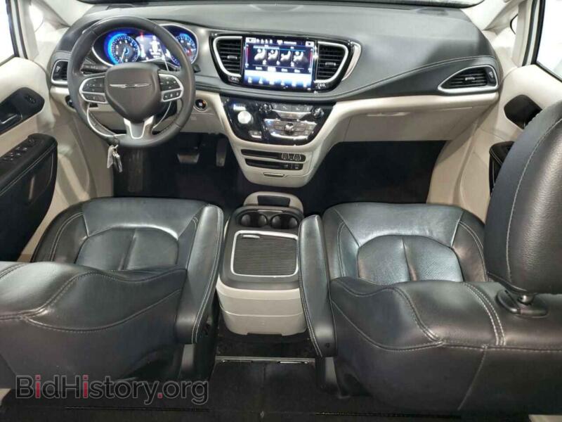 2022 Chrysler PACIFICA (VIN 2C4RC1BG6NR160802) — фото 8 из 14