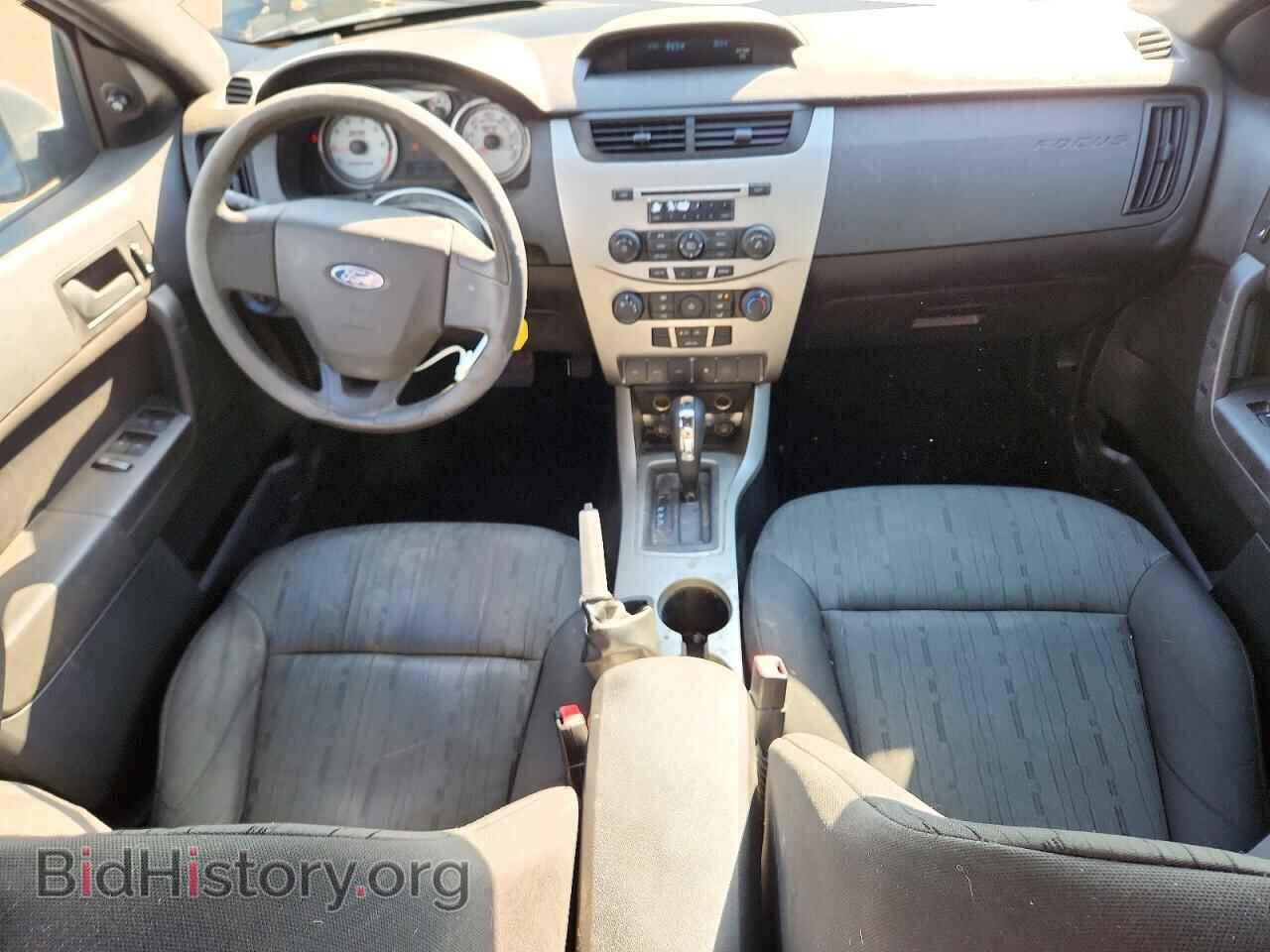 2010 Ford FOCUS (VIN 1FAHP3FN9AW250814) — фото 8 из 12