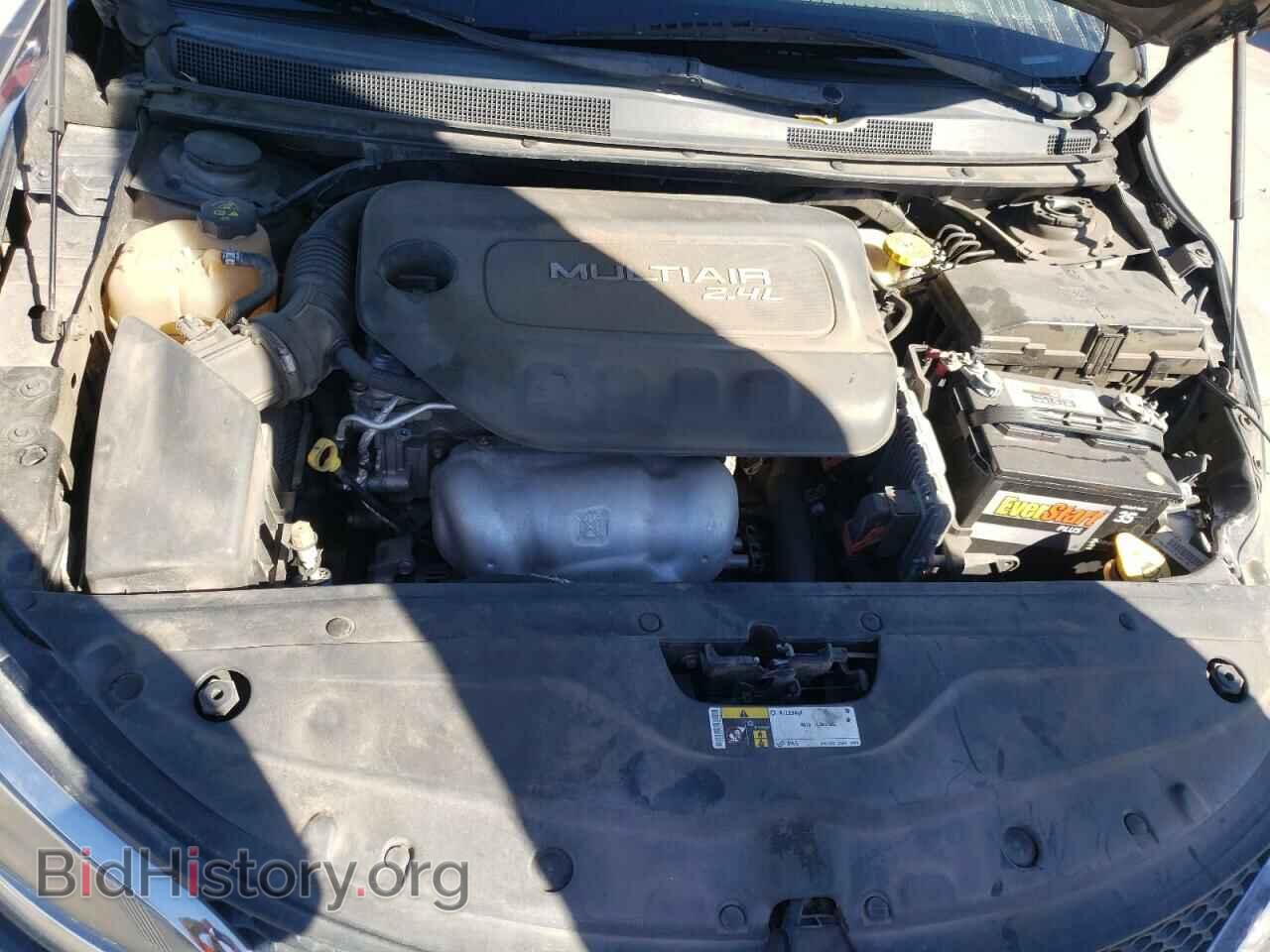 2016 CHRYSLER 200 - VIN: 1C3CCCAB2GN143958 - Фото 11