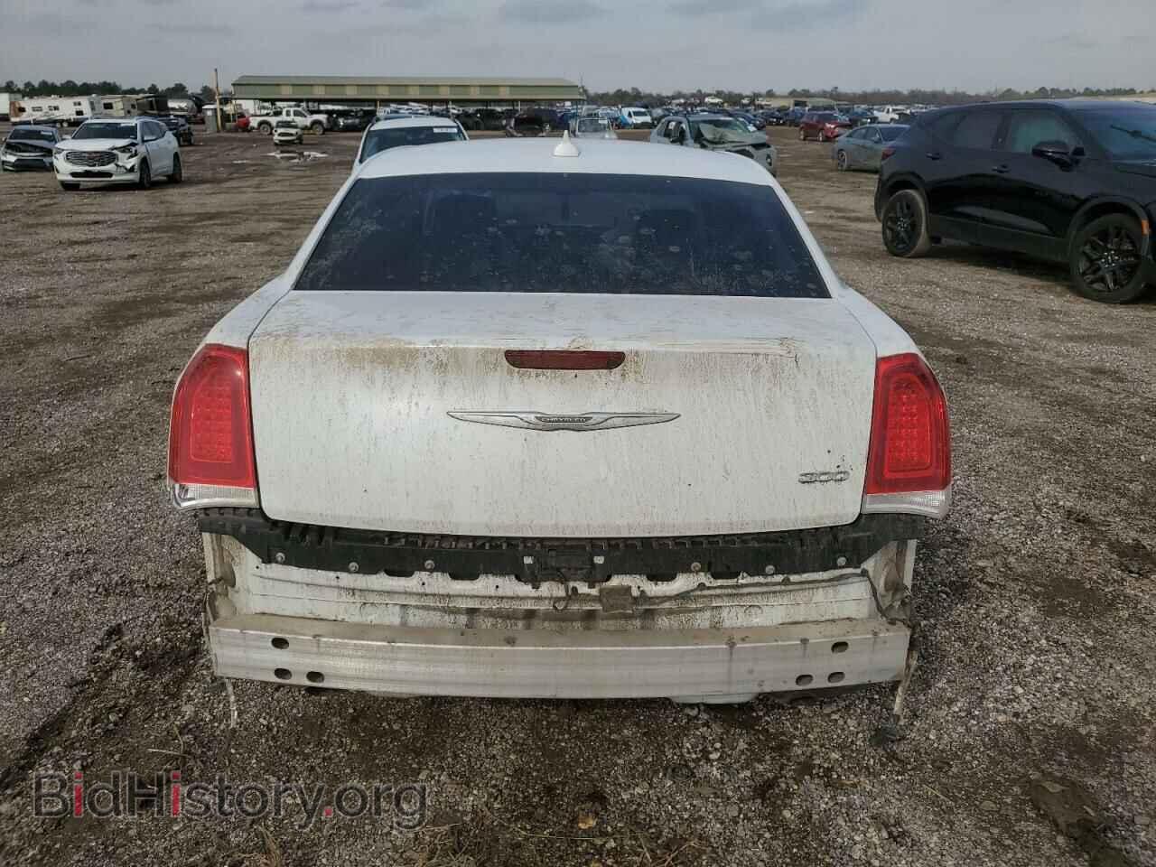 2015 CHRYSLER 300 - VIN: 2C3CCAAG9FH772673 - Фото 6