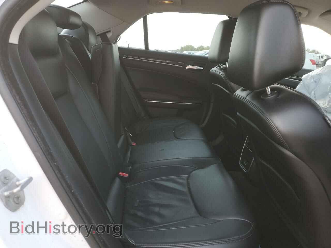 2015 CHRYSLER 300 - VIN: 2C3CCAAG9FH772673 - Фото 10