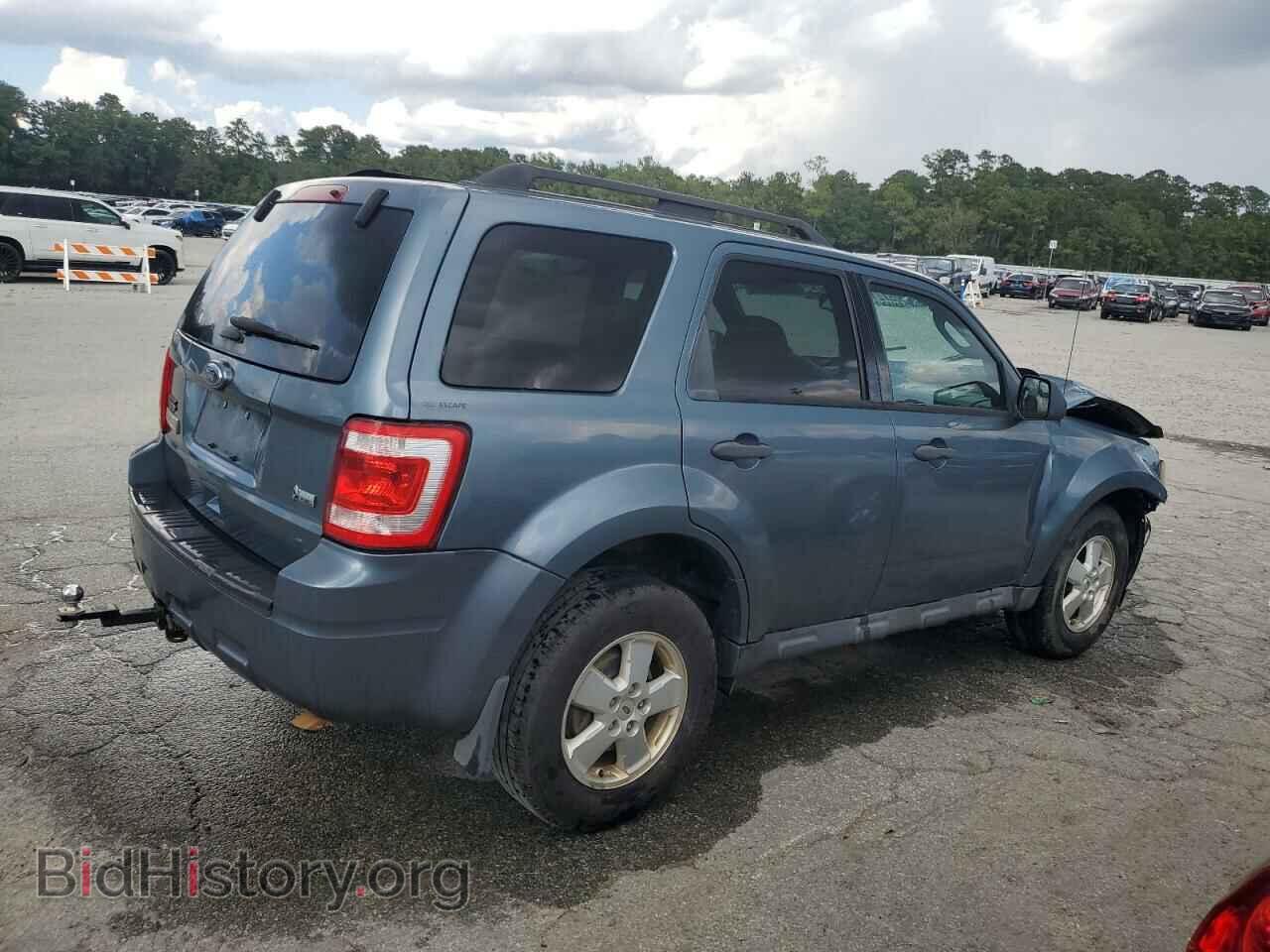 2011 FORD ESCAPE - VIN: 1FMCU0DG4BKA72637 - Фото 3