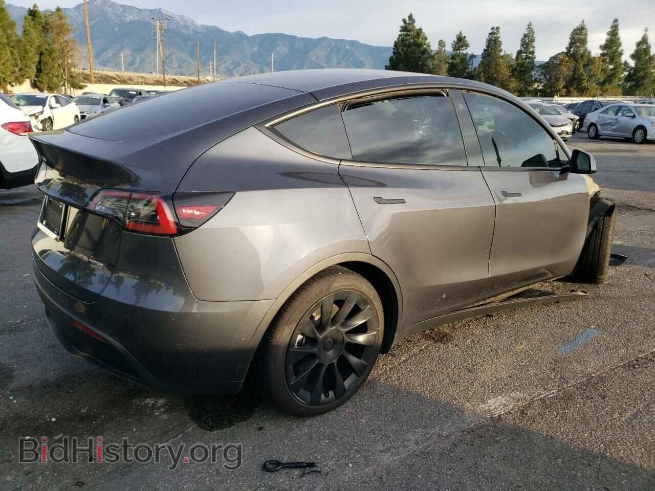 2022 TESLA MODEL Y - VIN: 7SAYGDEE8NF351177 - Фото 3