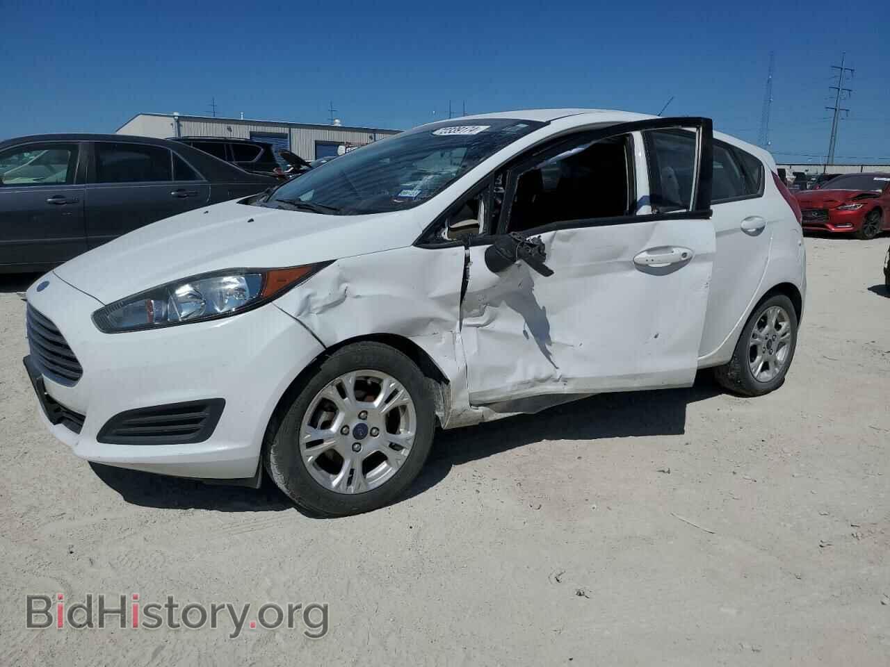 Photo 3FADP4EJ2FM105611 - FORD FIESTA 2015