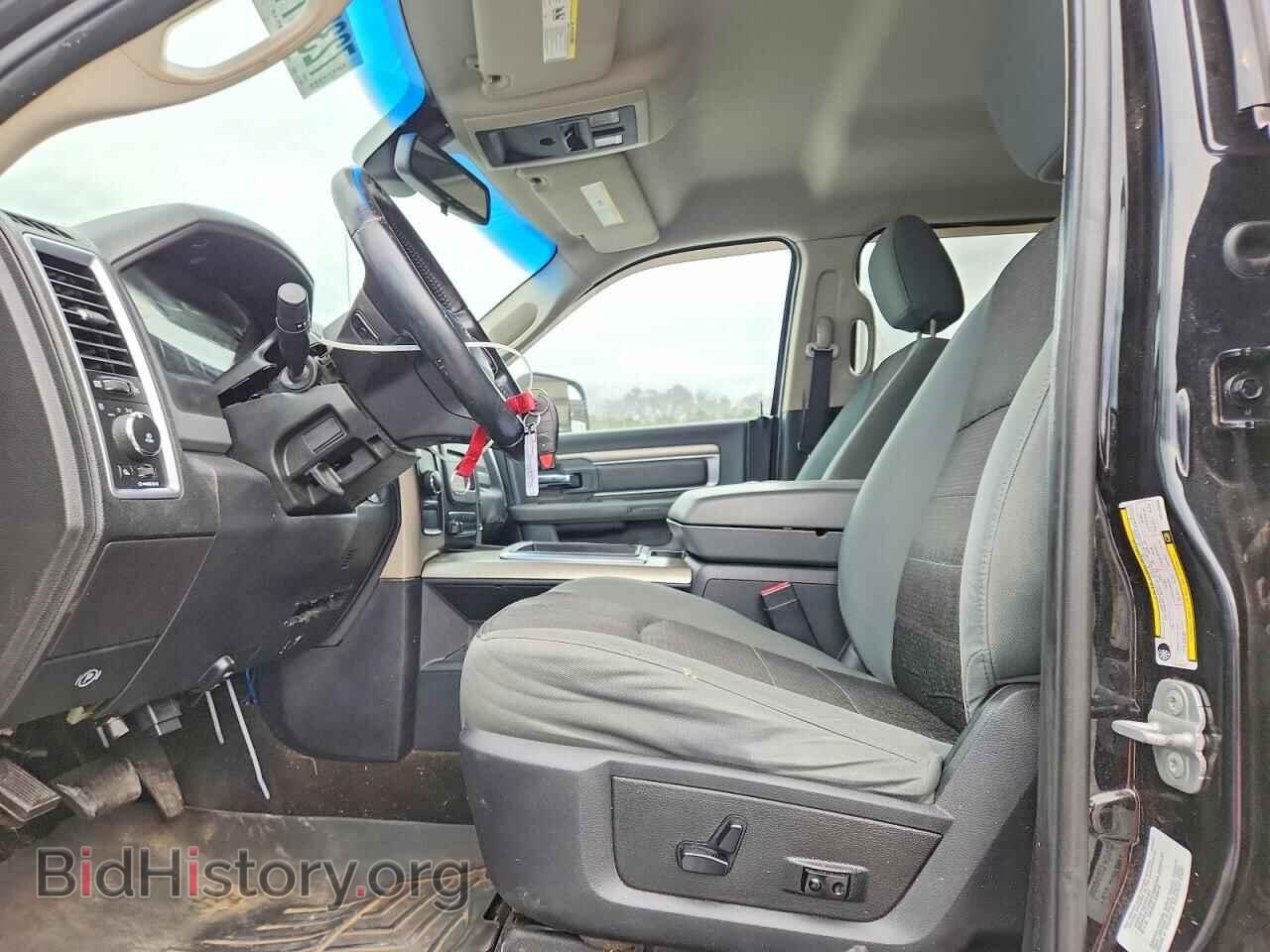 2014 RAM All Models - VIN: 3C6UR5DL8EG145533 - Photo 7