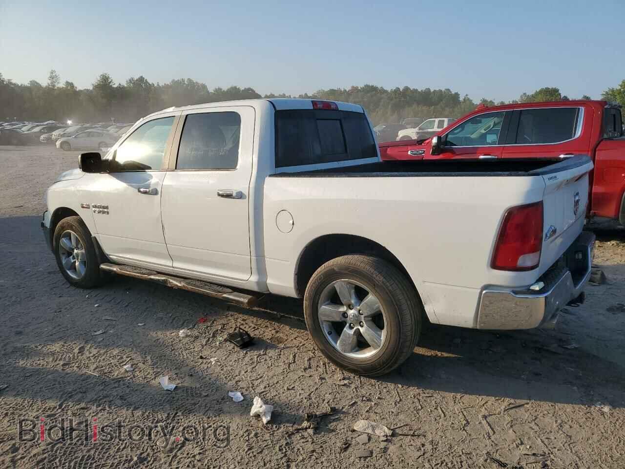 2017 RAM 1500 - VIN: 3C6RR7LT5HG642918 - Фото 2