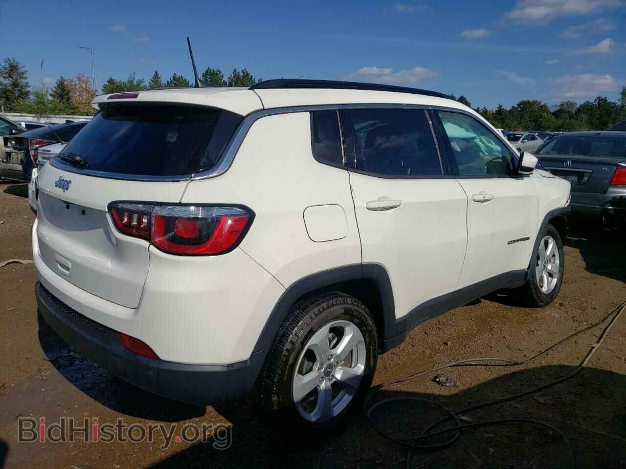 2018 JEEP COMPASS - VIN: 3C4NJDBB2JT392461 - Фото 3