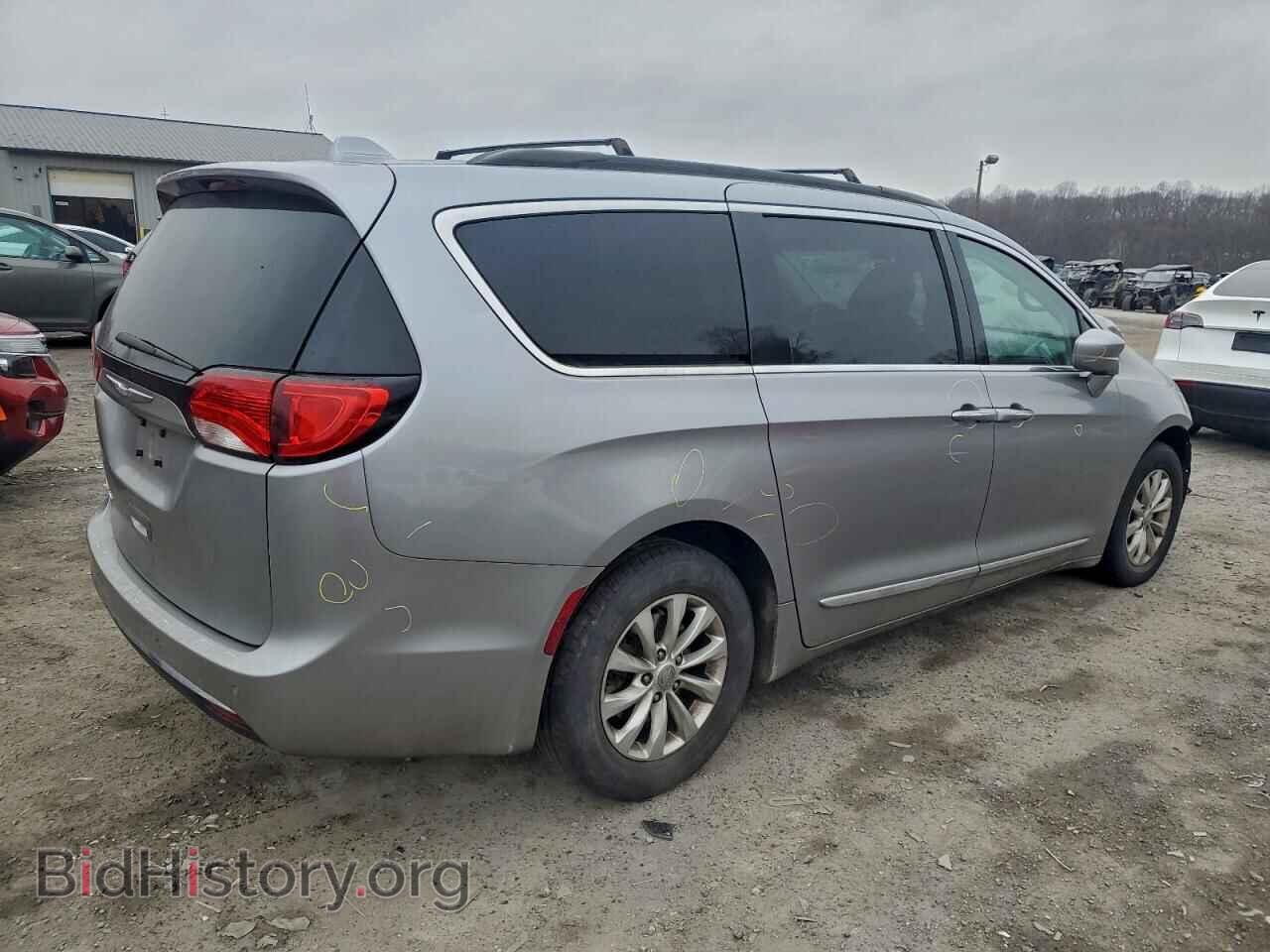 2017 CHRYSLER PACIFICA - VIN: 2C4RC1BG8HR505798 - Фото 3
