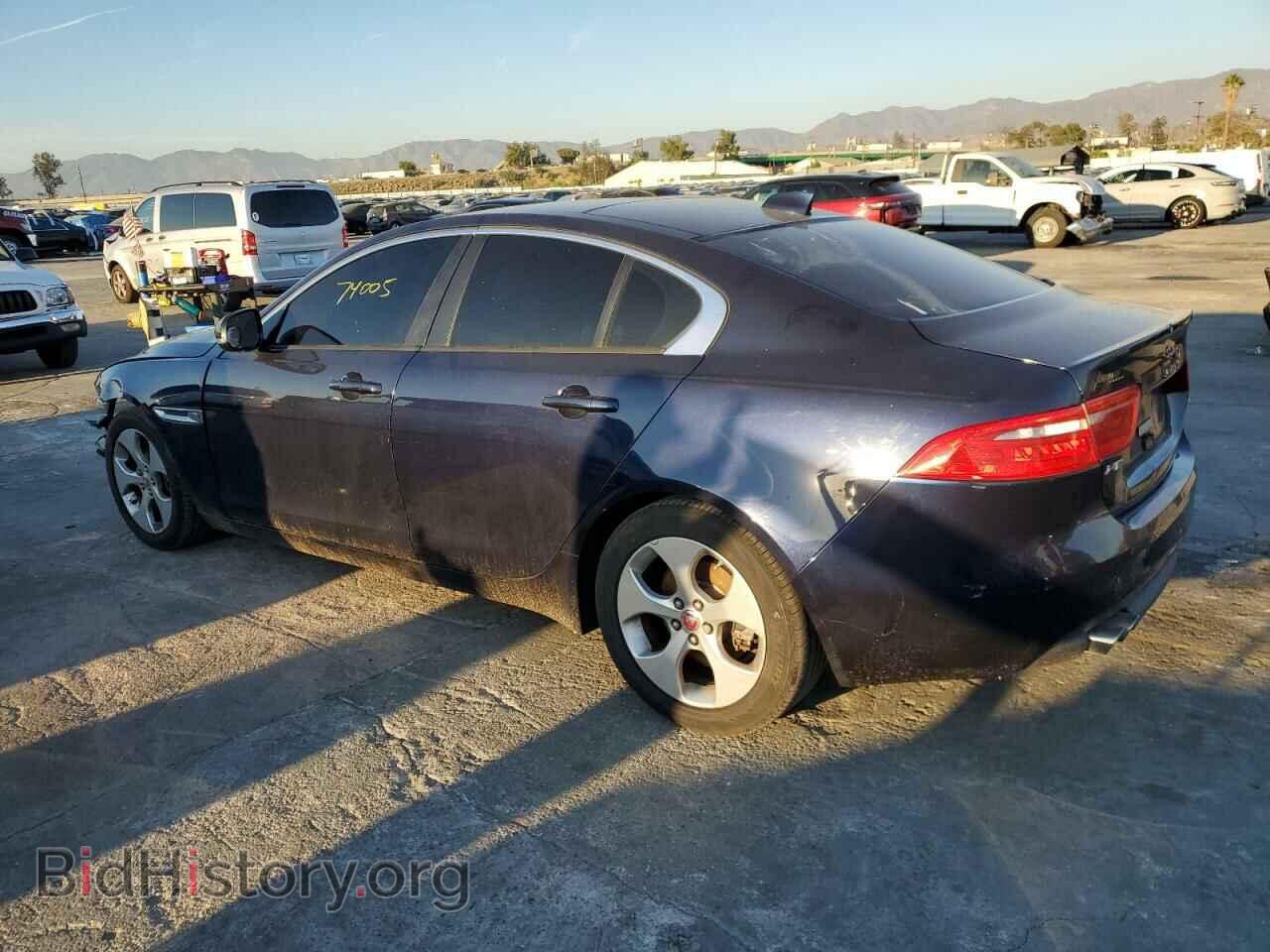 2017 JAGUAR XE - VIN: SAJAR4BN0HA952529 - Фото 2