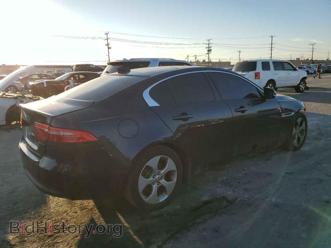 2017 JAGUAR XE - VIN: SAJAR4BN0HA952529 - Фото 3
