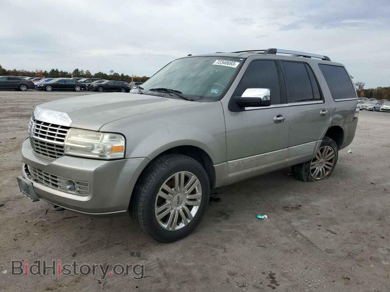 Photo 5LMFU28568LJ07048 - LINCOLN NAVIGATOR 2008
