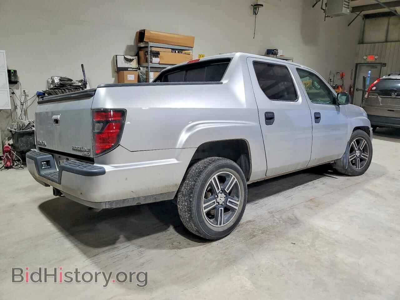 2013 HONDA RIDGELINE - VIN: 5FPYK1F70DB004099 - Фото 3