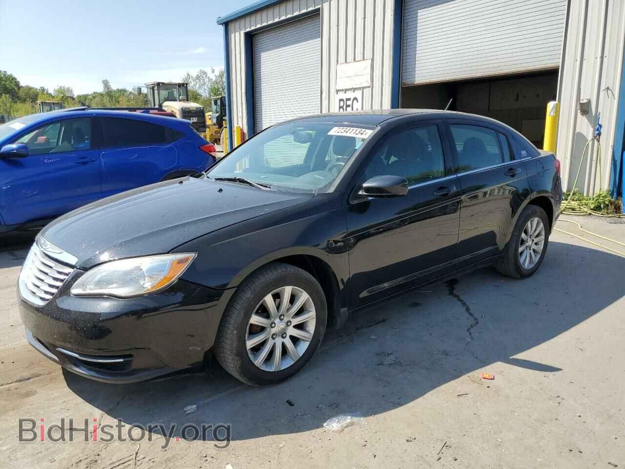 Photo 1C3BC1FB8BN604131 - CHRYSLER 200 2011