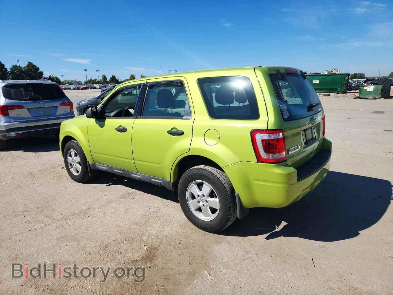 2011 FORD ESCAPE - VIN: 1FMCU0C70BKC40825 - Photo 2