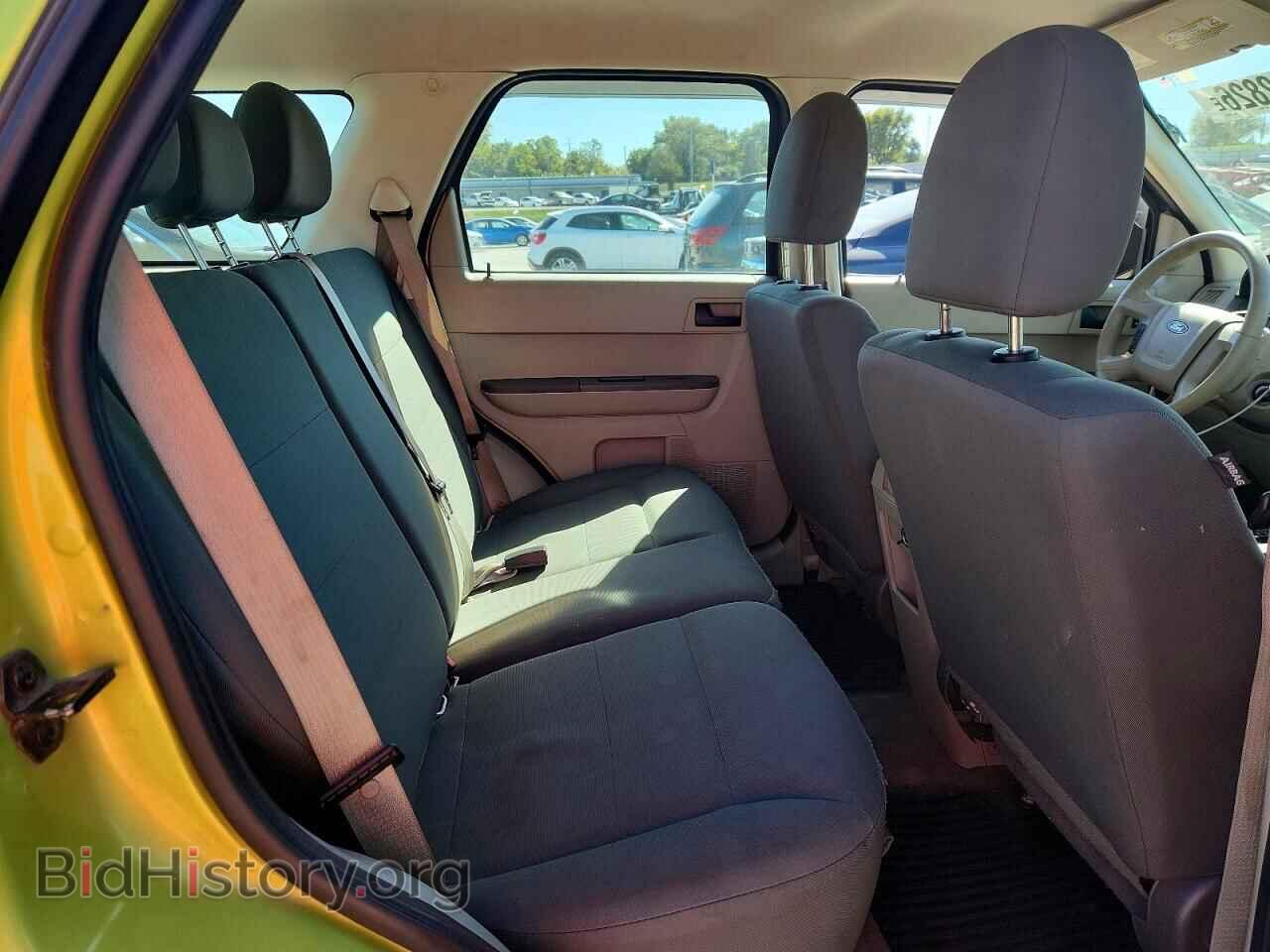 2011 FORD ESCAPE - VIN: 1FMCU0C70BKC40825 - Photo 10
