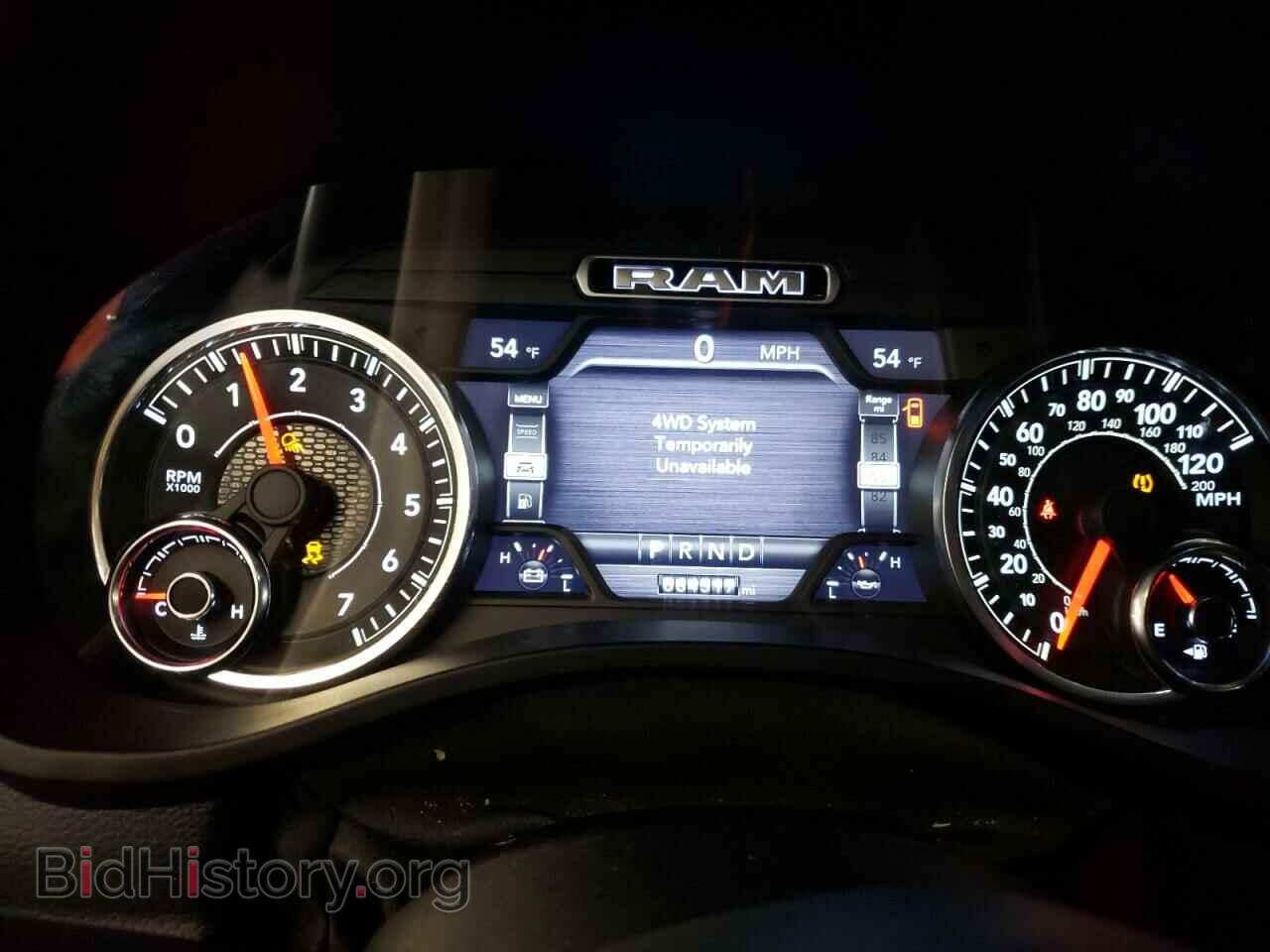 2019 RAM 1500 - VIN: 1C6SRFJT0KN773168 - Фото 9