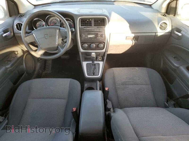 2010 Dodge CALIBER (VIN 1B3CB3HAXAD642002) — фото 8 из 12