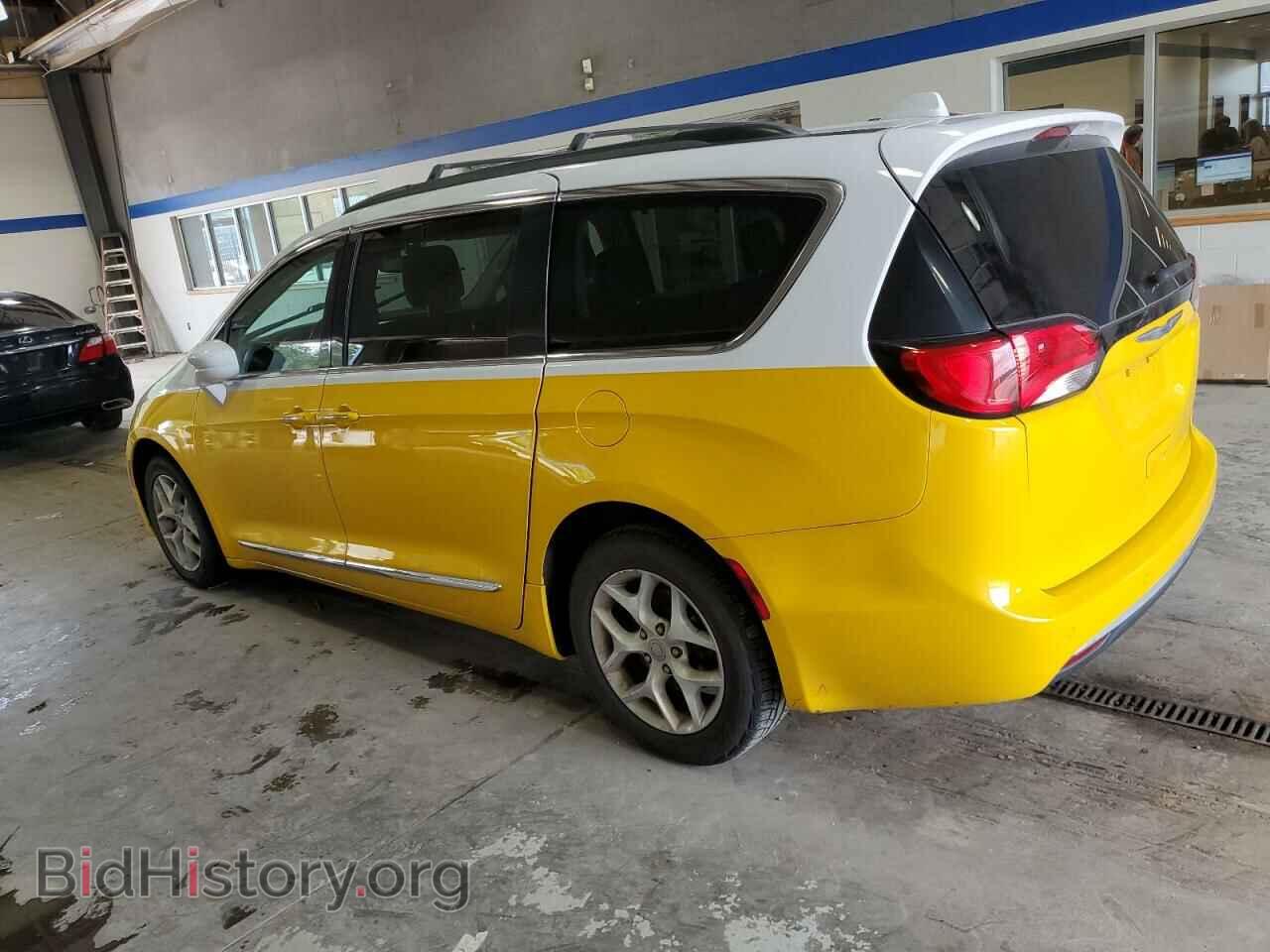 2017 CHRYSLER PACIFICA - VIN: 2C4RC1BG7HR676610 - Фото 2