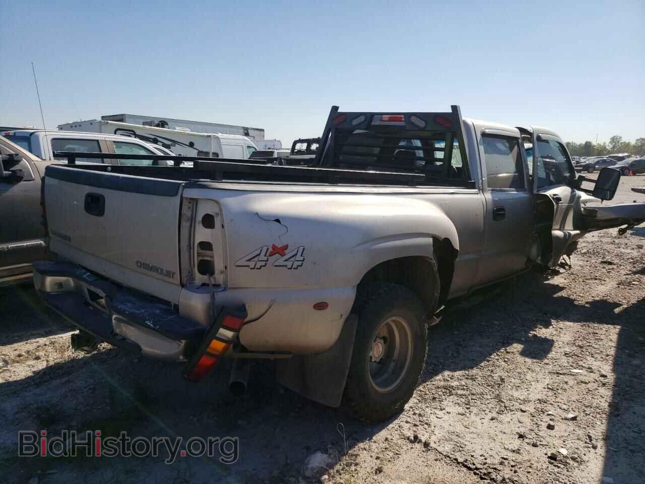 2006 CHEVROLET ALL Models - VIN: 1GBJK33DX6F181097 - Фото 3