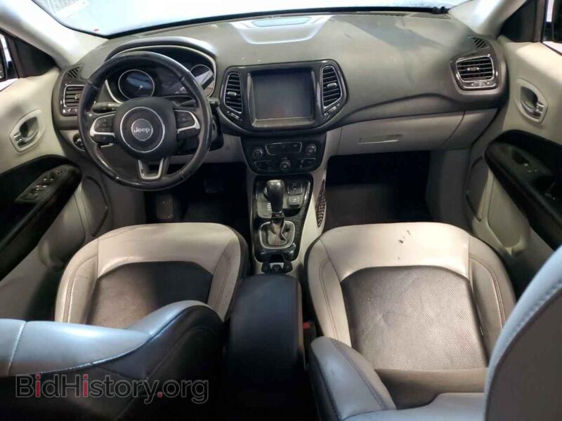 2020 Jeep COMPASS (VIN 3C4NJDCB7LT127259) — photo 8 of 13