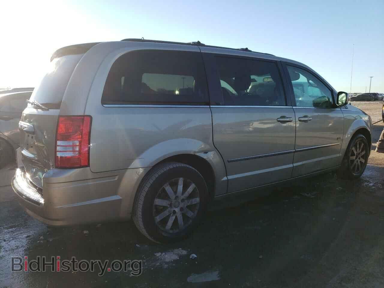 2009 CHRYSLER MINIVAN - VIN: 2A8HR54139R632821 - Фото 3