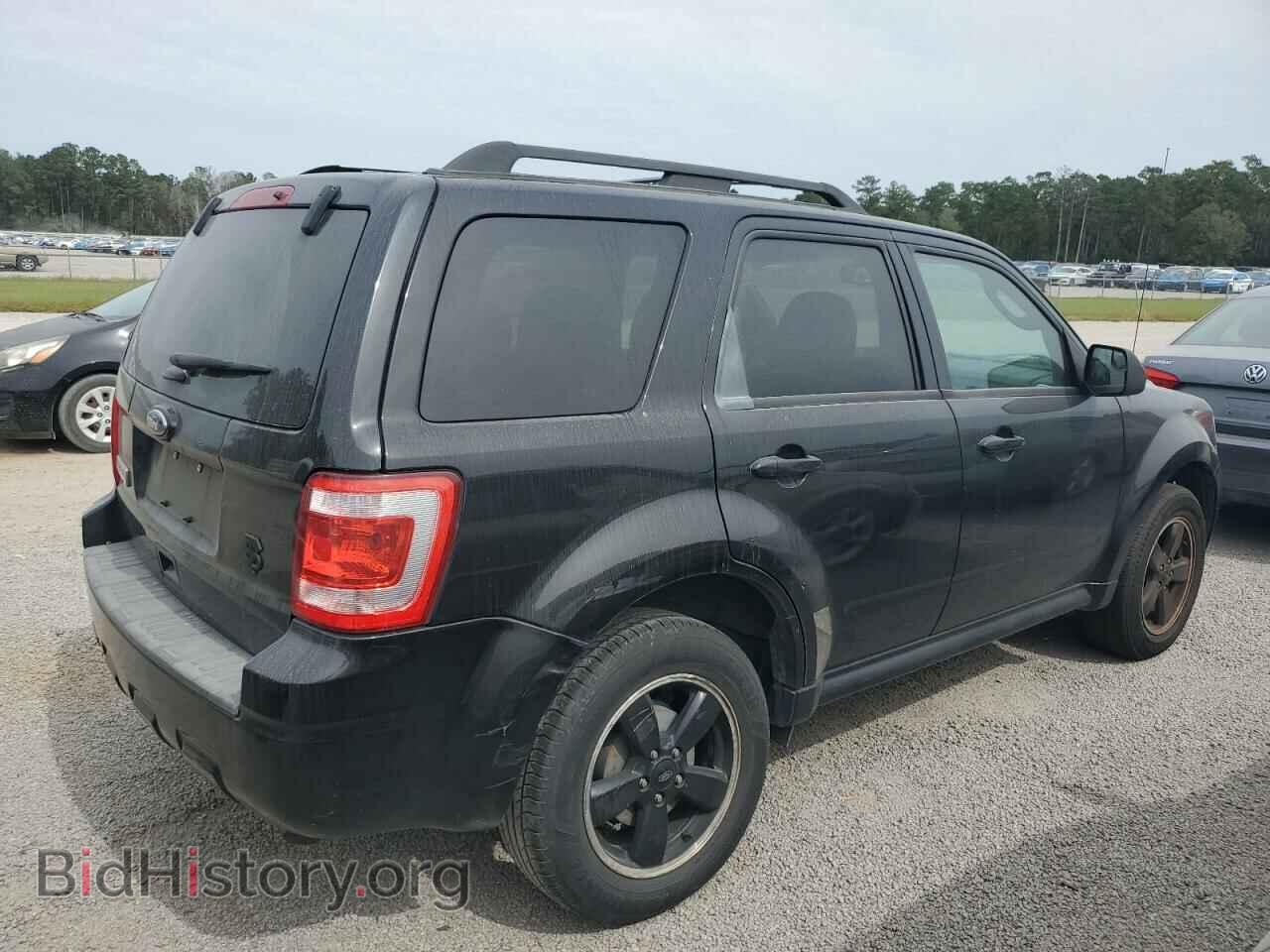 2011 FORD ESCAPE - VIN: 1FMCU0D72BKC09039 - Фото 3