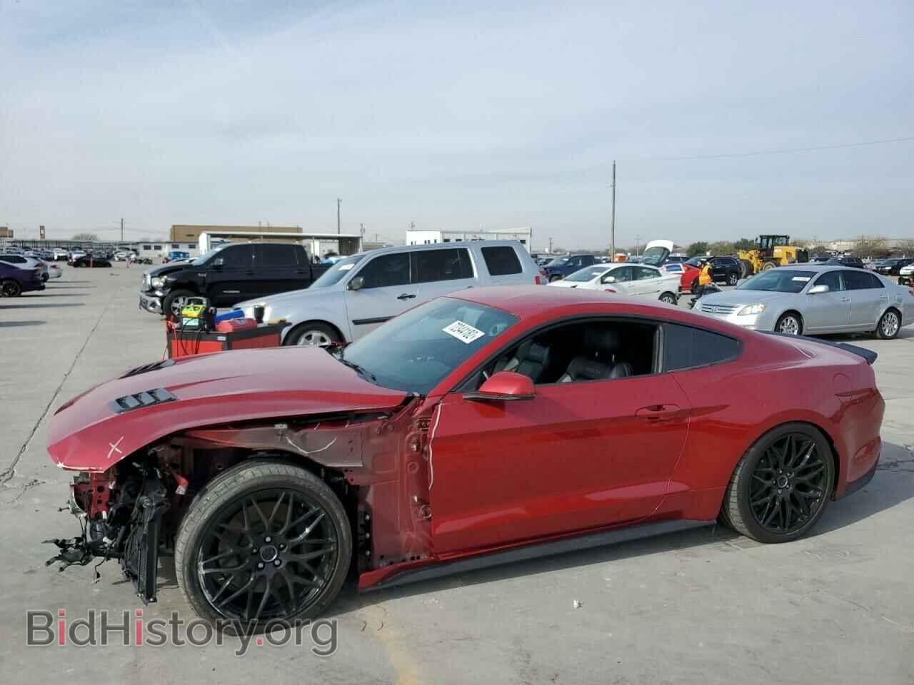 Photo 1FA6P8CF7L5121710 - FORD MUSTANG 2020