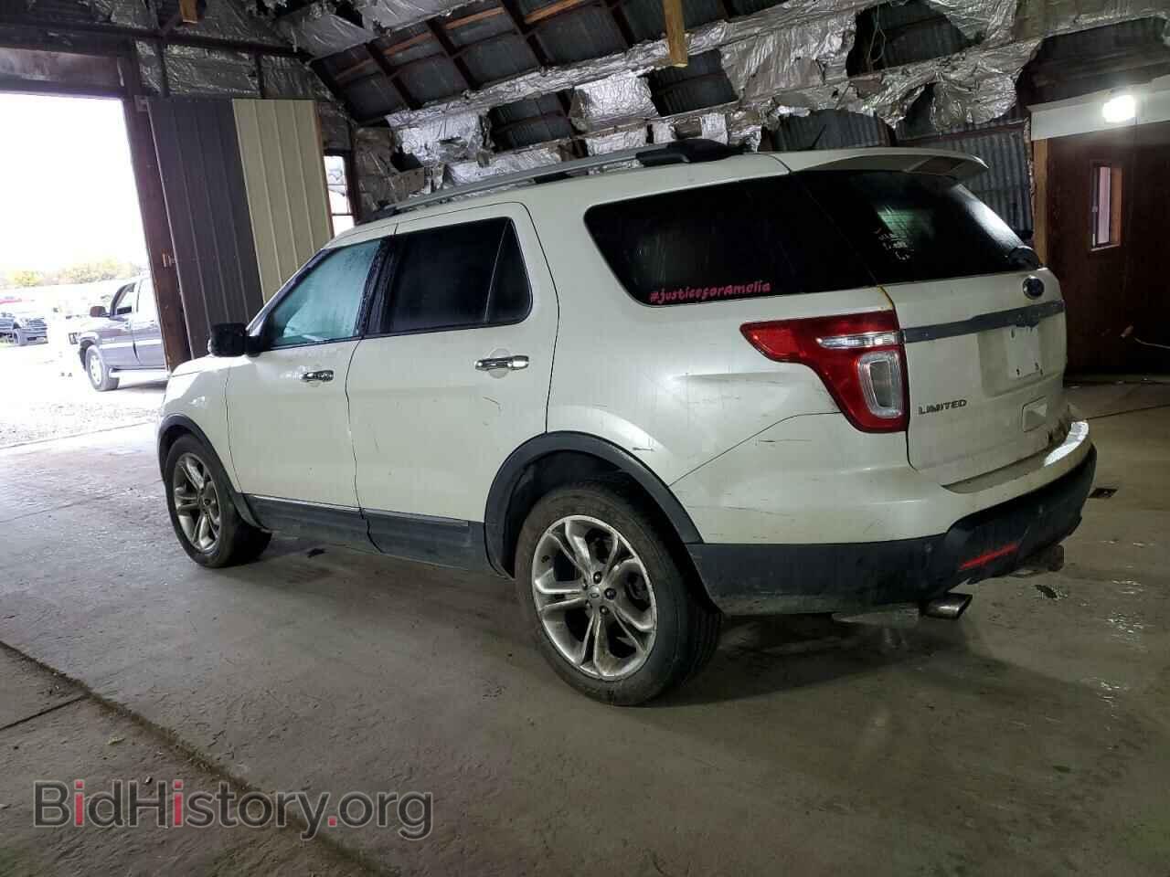 2011 FORD EXPLORER - VIN: 1FMHK8F81BGA17825 - Photo 2