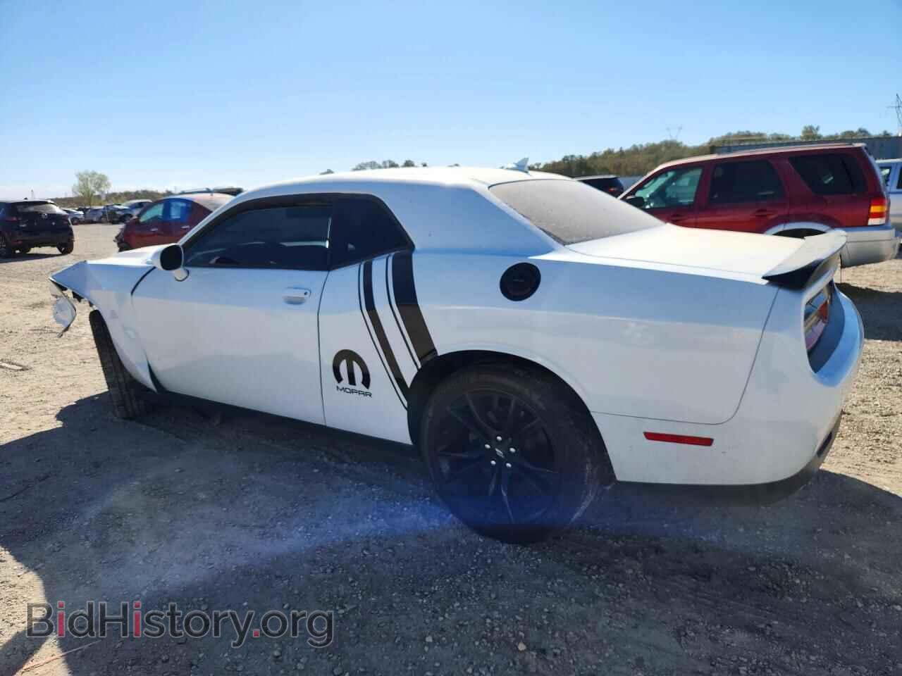 2018 DODGE CHALLENGER - VIN: 2C3CDZAG9JH251893 - Фото 2
