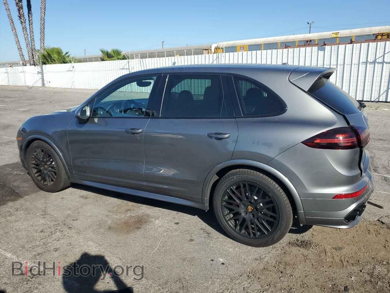 2016 PORSCHE CAYENNE - VIN: WP1AD2A23GLA79434 - Фото 2