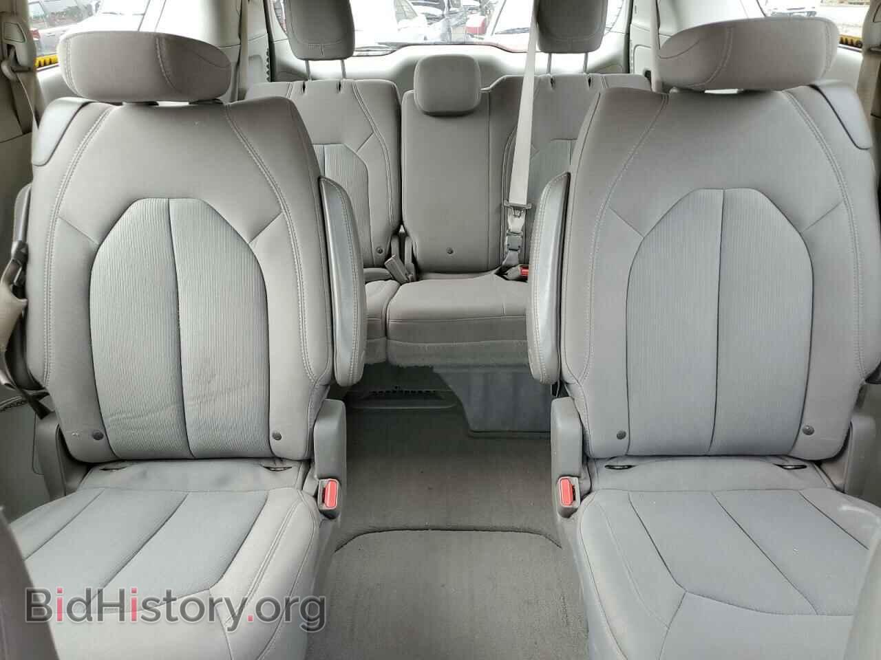 2017 CHRYSLER PACIFICA - VIN: 2C4RC1BGXHR768536 - Photo 10