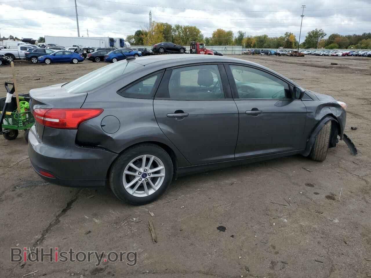 2018 FORD FOCUS - VIN: 1FADP3F29JL204177 - Фото 3