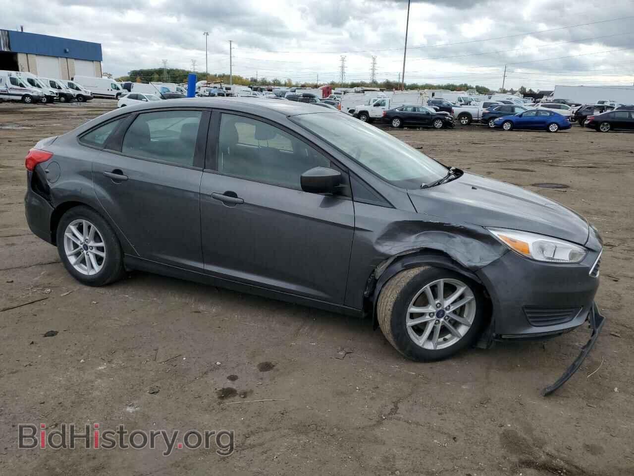 2018 FORD FOCUS - VIN: 1FADP3F29JL204177 - Фото 4