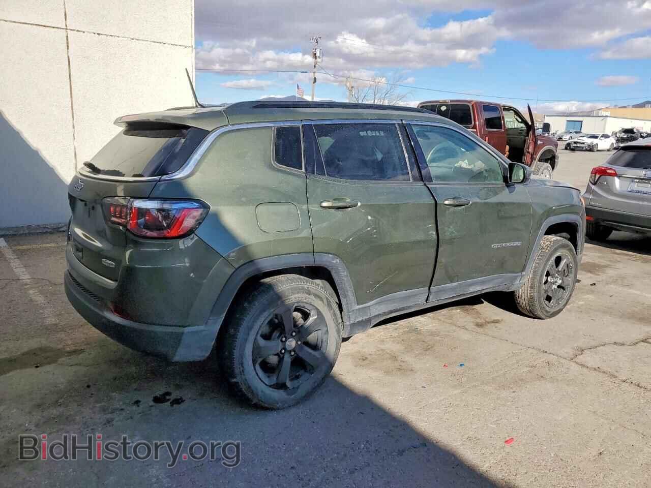 2017 JEEP COMPASS - VIN: 3C4NJDBB7HT692457 - Фото 3