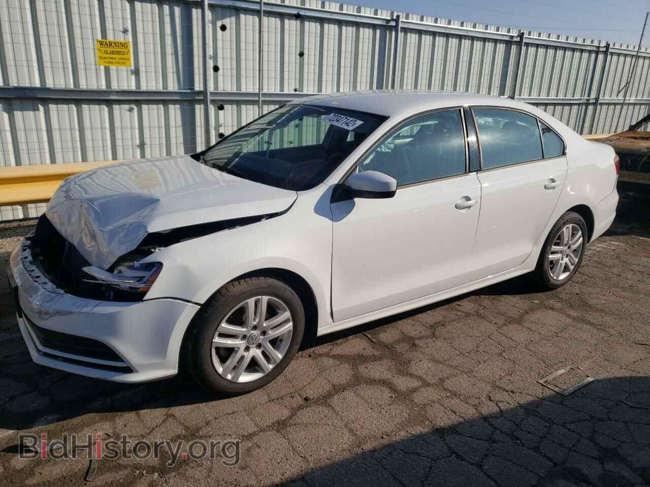 Photo 3VW2B7AJ3JM261380 - VOLKSWAGEN JETTA 2018