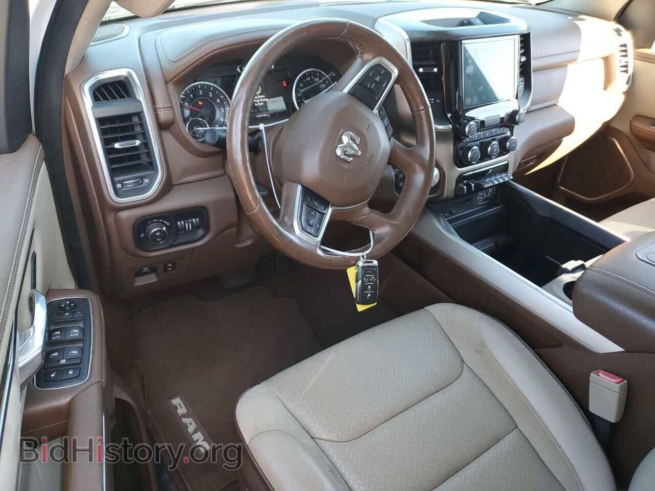 2019 RAM 1500 - VIN: 1C6SRFJT3KN712543 - Фото 8