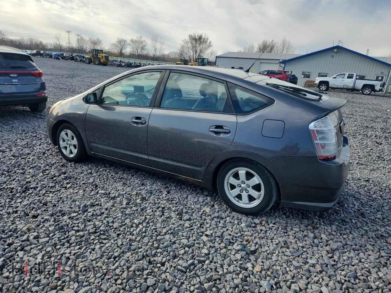 2007 TOYOTA PRIUS - VIN: JTDKB20U673221788 - Photo 2