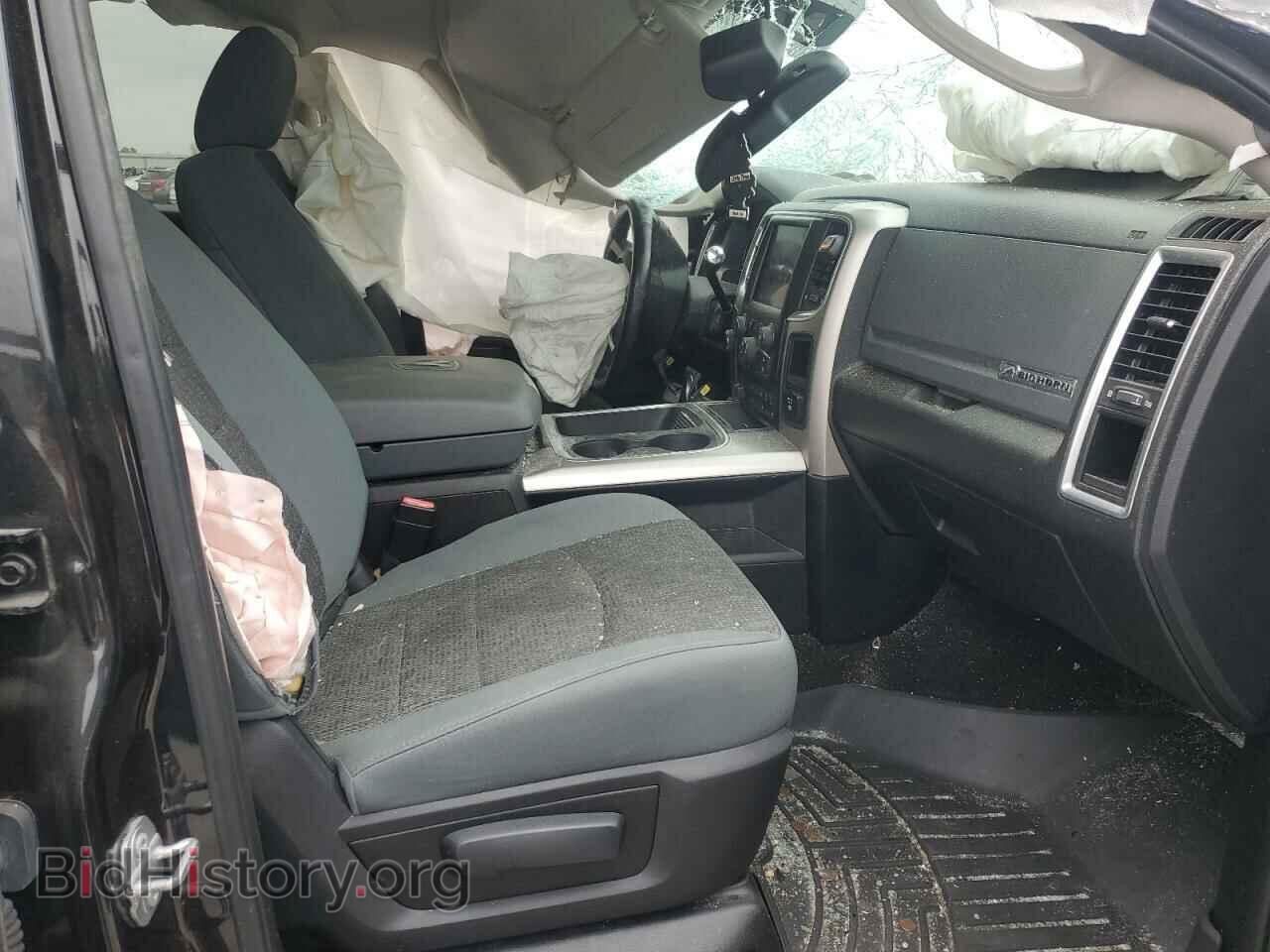 2018 RAM All Models - VIN: 3C6UR5DL0JG101326 - Photo 7