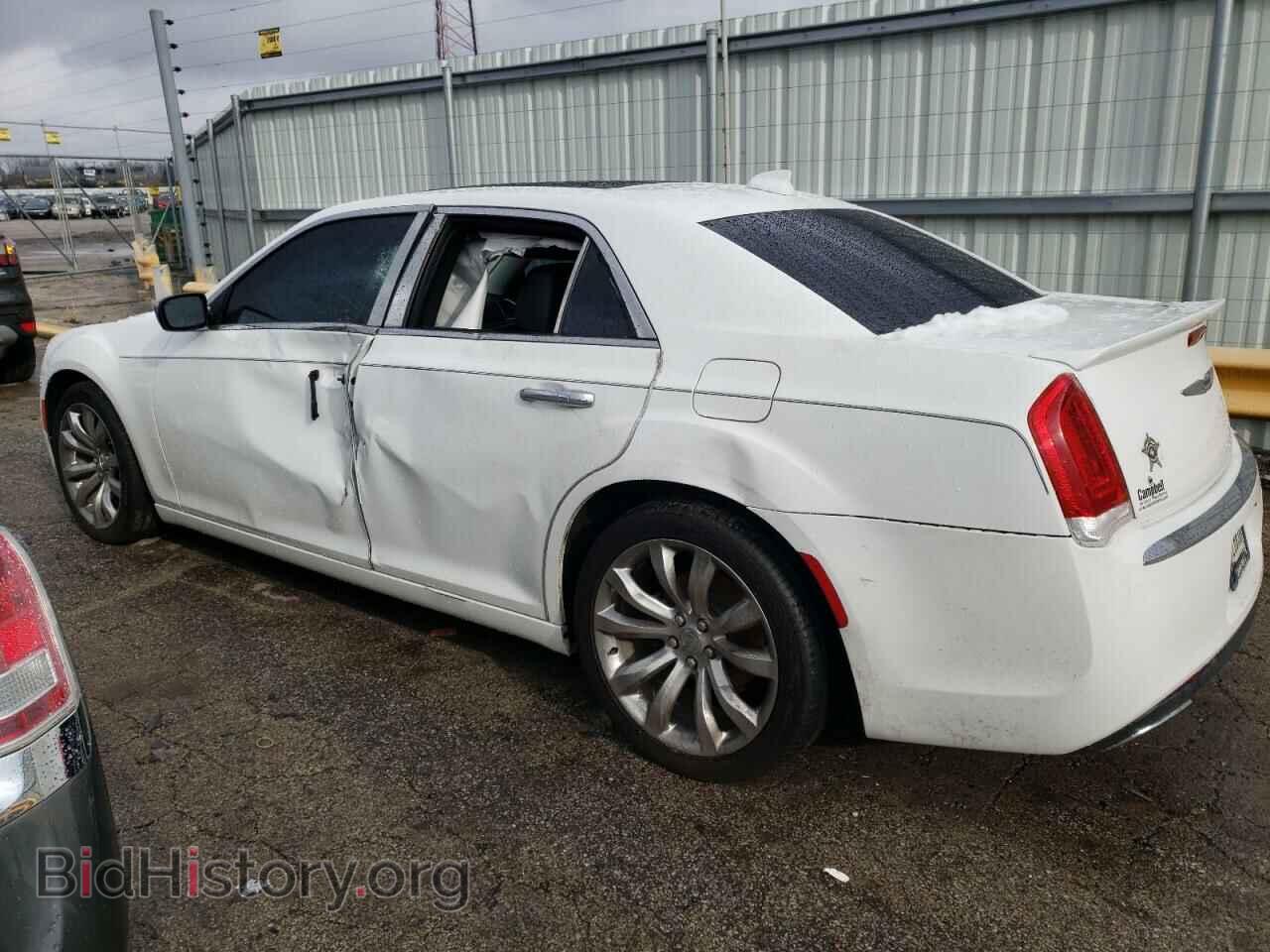 2015 CHRYSLER 300 - VIN: 2C3CCAEG2FH760228 - Фото 2