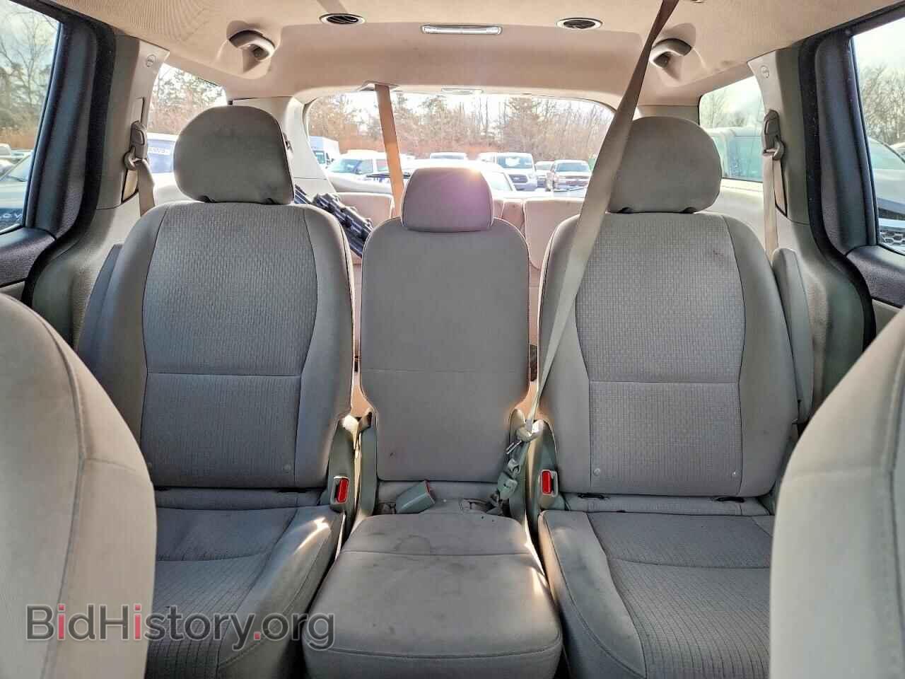 2017 KIA All Models - VIN: KNDMB5C13H6226197 - Фото 10