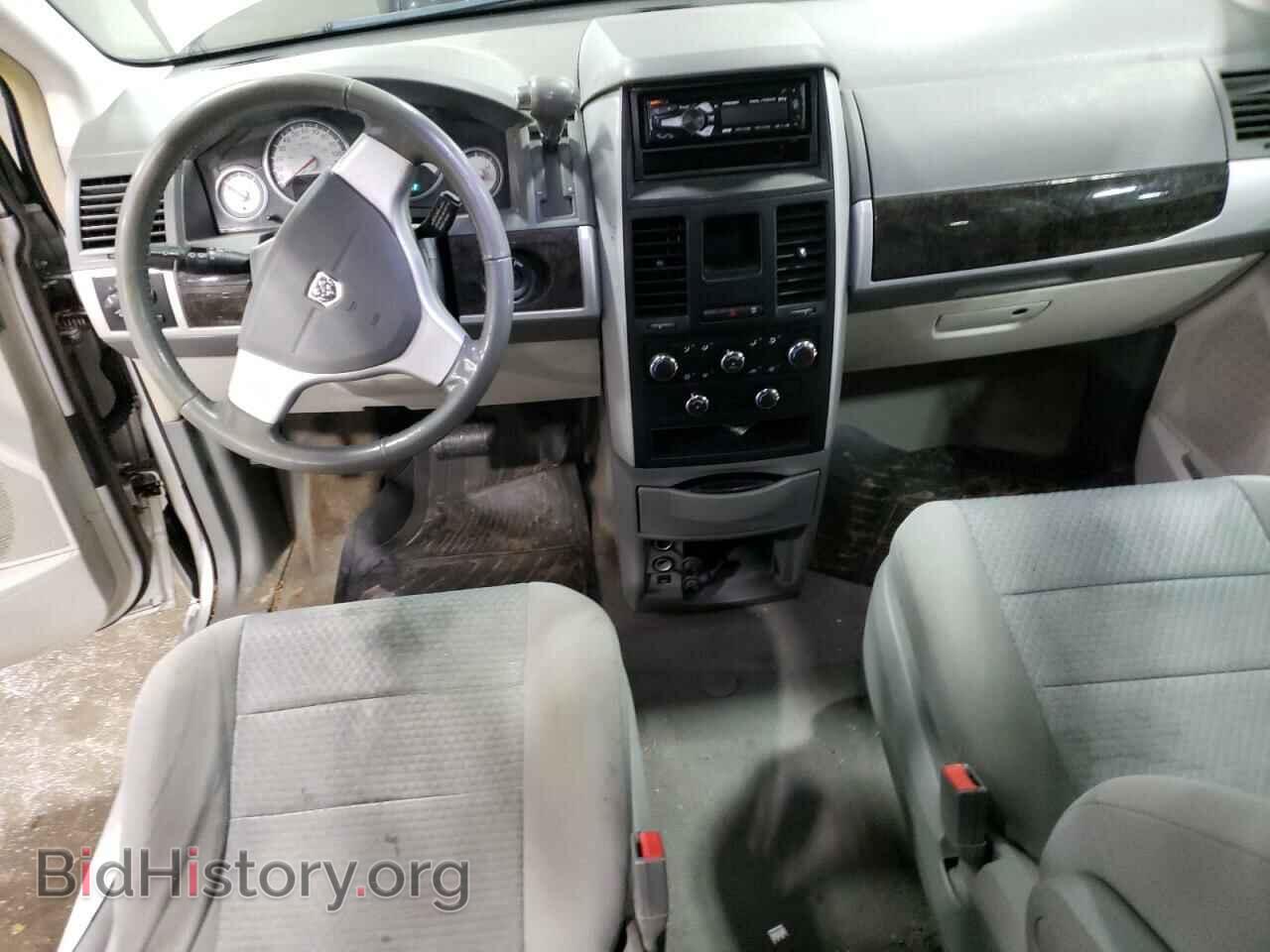 2010 DODGE CARAVAN - VIN: 2D4RN5D10AR490085 - Фото 8