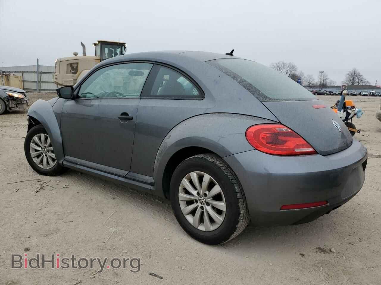 2013 VOLKSWAGEN BEETLE - VIN: 3VWFP7AT7DM654257 - Фото 2
