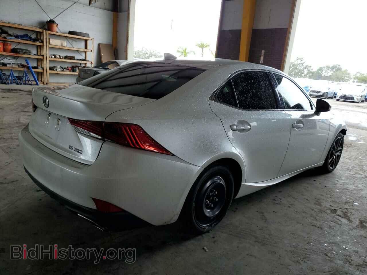 2019 LEXUS IS - VIN: JTHBA1D27K5100026 - Фото 3
