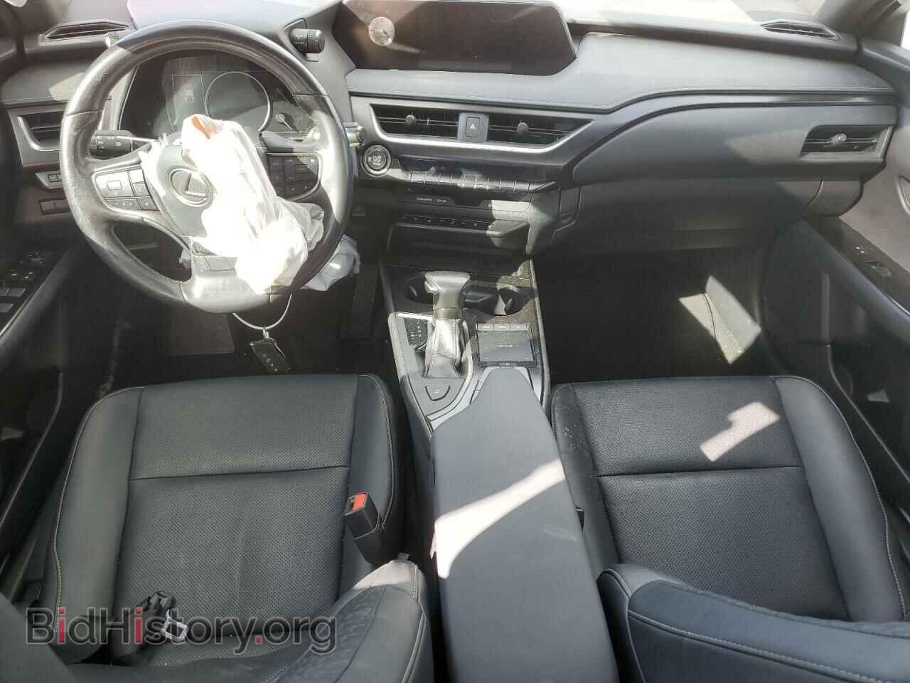 2019 LEXUS UX 200 - VIN: JTHY3JBH0K2004204 - Фото 8