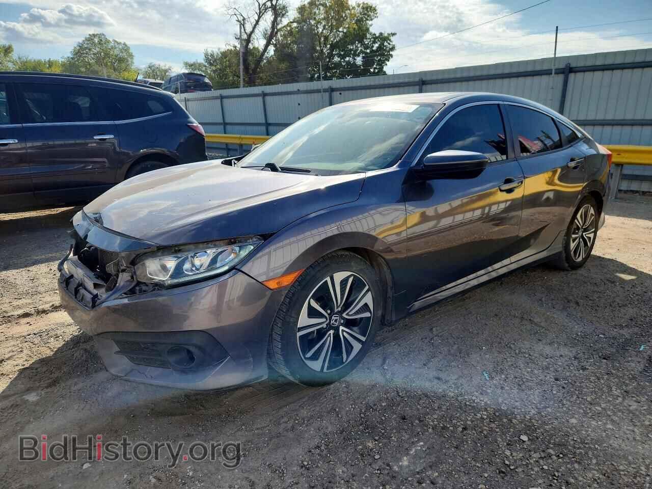 Фотография JHMFC1F38JX005477 - HONDA CIVIC 2018