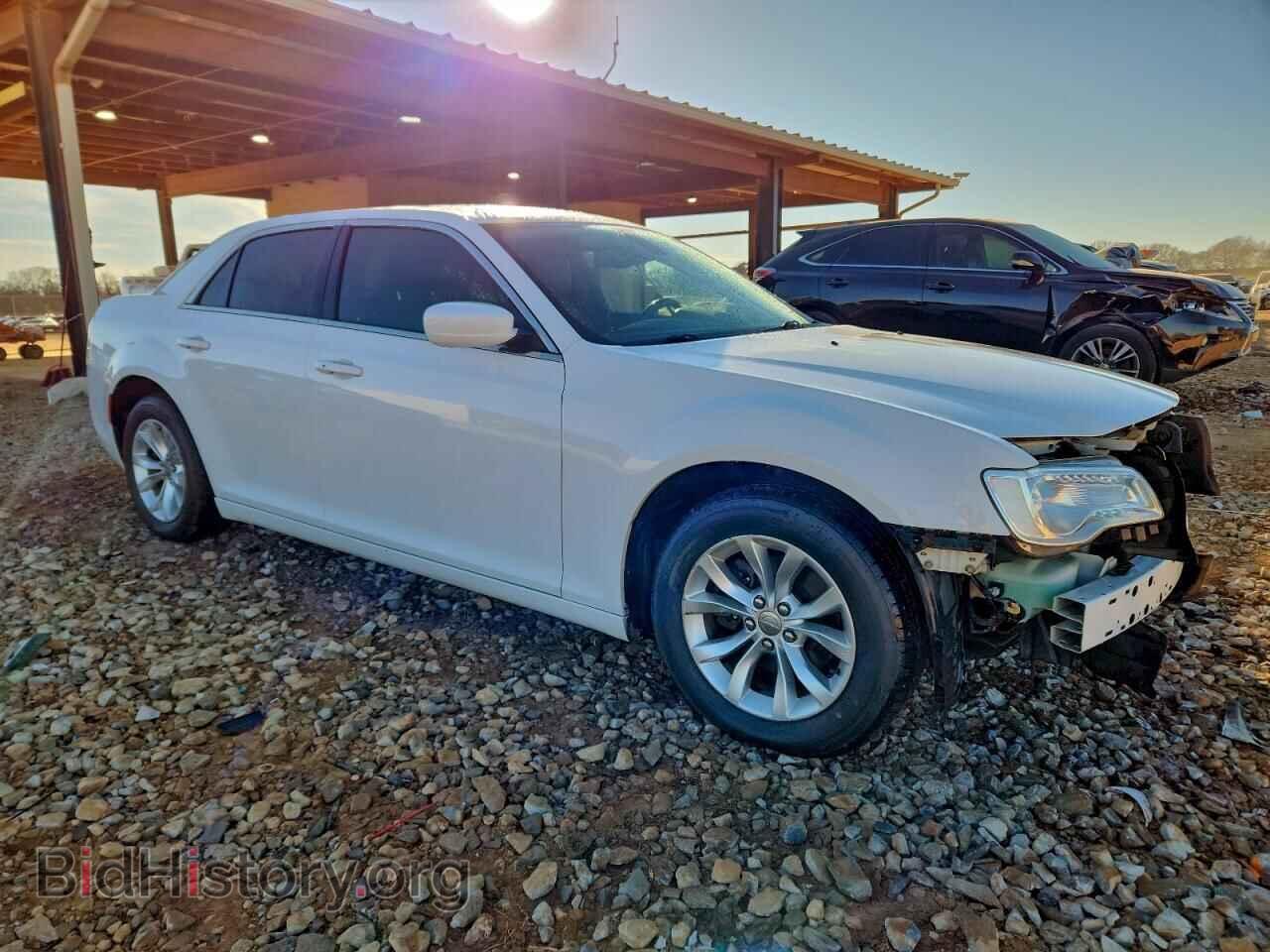 2015 CHRYSLER 300 - VIN: 2C3CCAAG1FH930052 - Фото 4