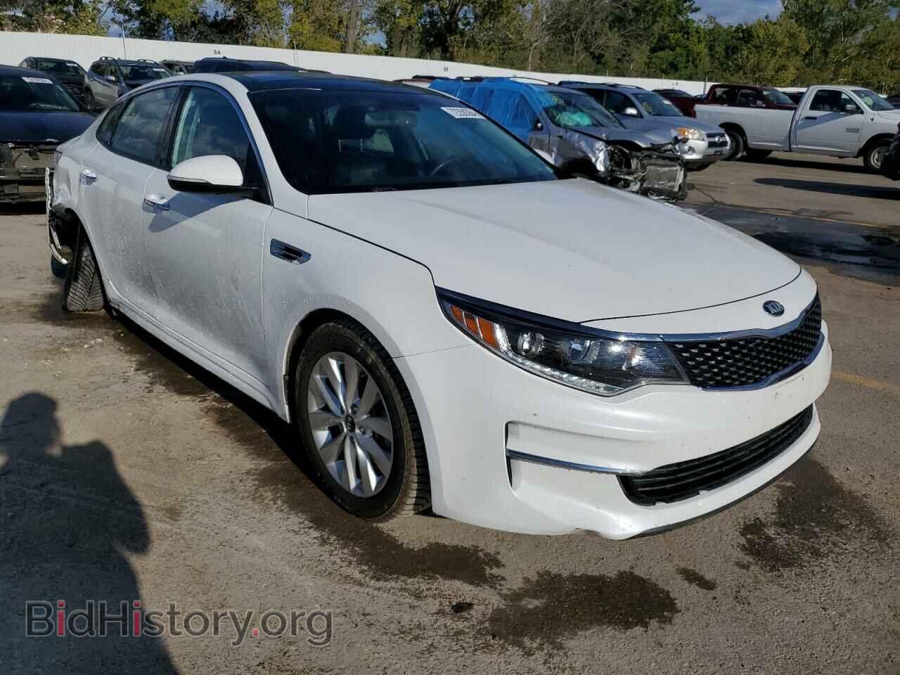2018 KIA OPTIMA - VIN: 5XXGU4L32JG215556 - Фото 4