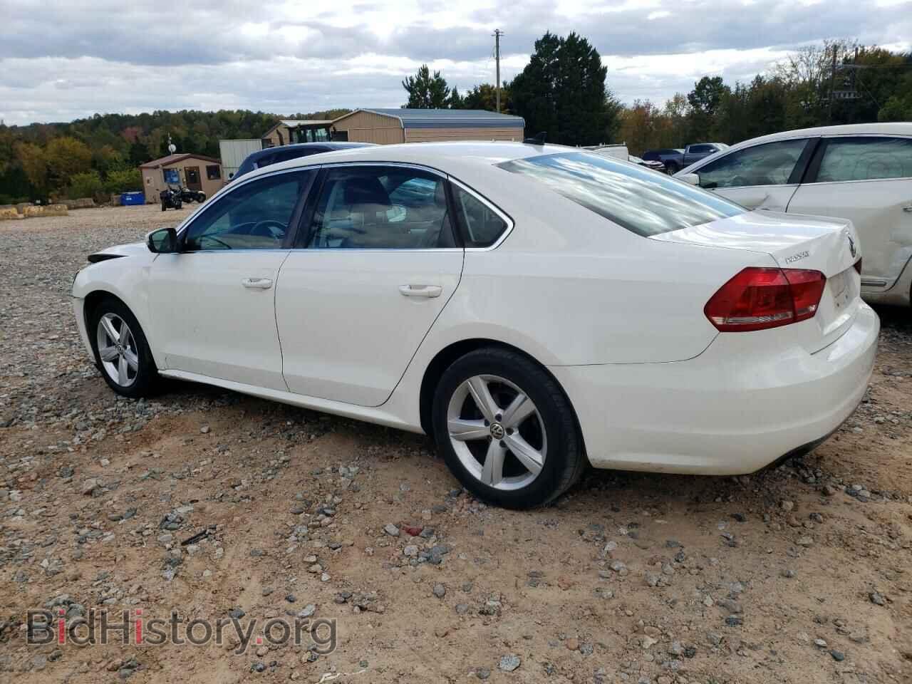 2013 VOLKSWAGEN PASSAT - VIN: 1VWBP7A3XDC058382 - Фото 2